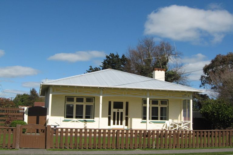 Photo of property in 15 Cuba Street, Marton, 4710