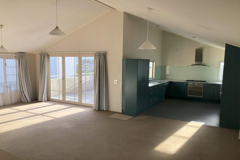 Photo of property in 82b Charles Street, Westshore, Napier, 4110