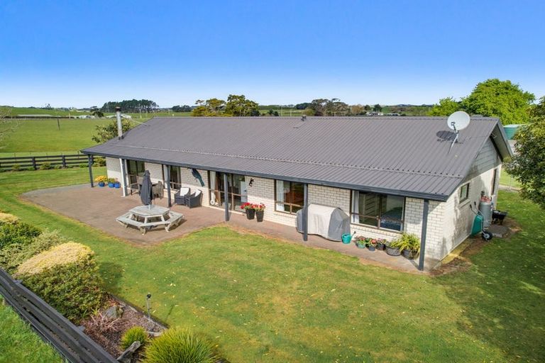 Photo of property in 16 Friedlander Road, Tuakau, 2694