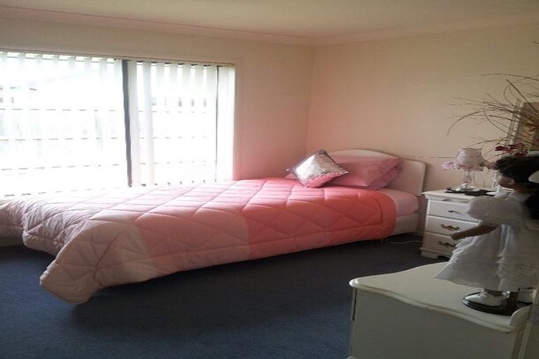 Photo of property in 50 Puhara Avenue, Parklands, Christchurch, 8083