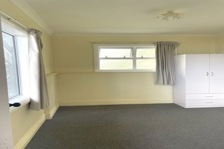 Photo of property in 75b Houghton Bay Road, Houghton Bay, Wellington, 6023