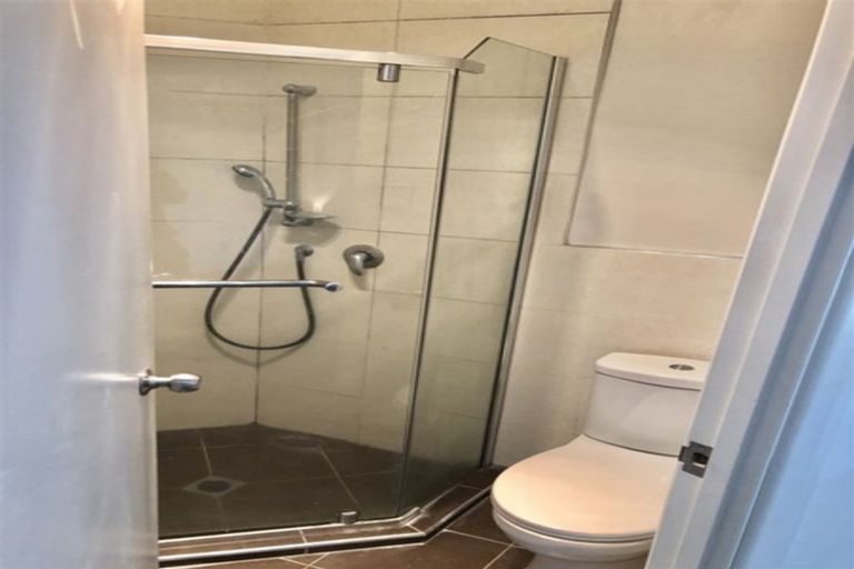 Photo of property in 882 Dominion Road, Mount Eden, Auckland, 1041