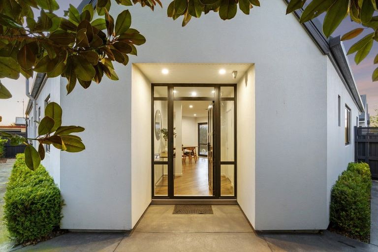 Photo of property in 1 Allard Street, Edgeware, Christchurch, 8013