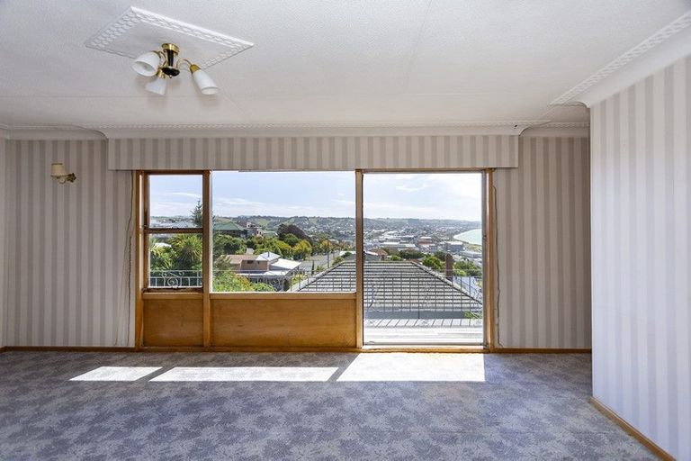 Photo of property in 24 Avon Street, South Hill, Oamaru, 9400