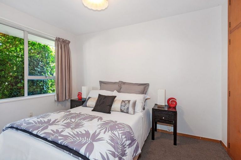 Photo of property in 2/132 Hay Street, Bromley, Christchurch, 8062