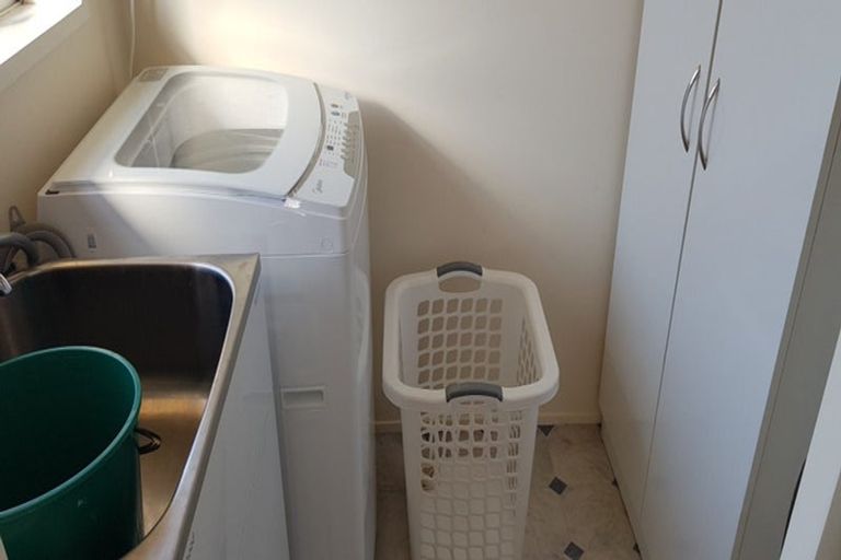 Photo of property in 8 Hegan Place, Rangiora, 7400