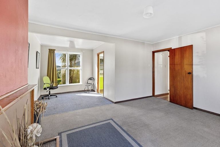 Photo of property in 105-111 Bedford Street, Cannons Creek, Porirua, 5024