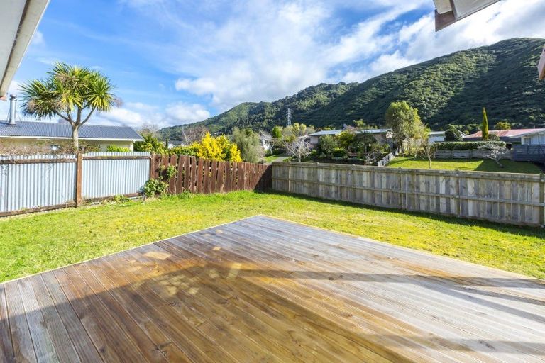 Photo of property in 1 Wyoming Grove, Totara Park, Upper Hutt, 5018