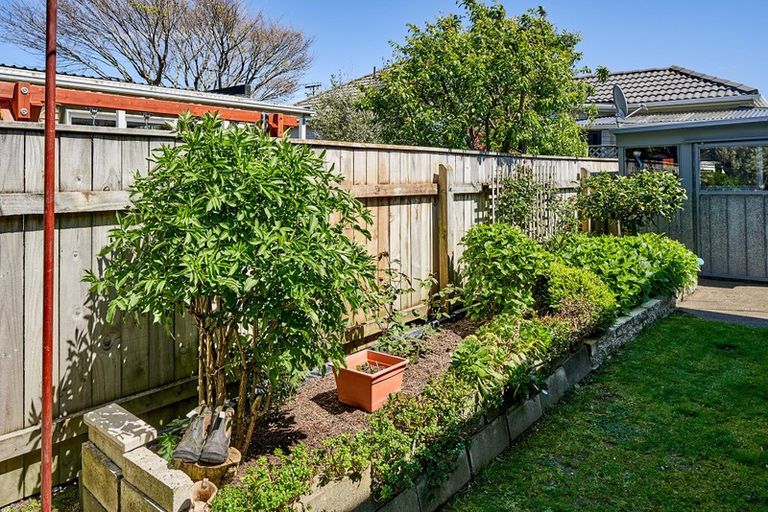 Photo of property in 276 Waterloo Road, Waterloo, Lower Hutt, 5011