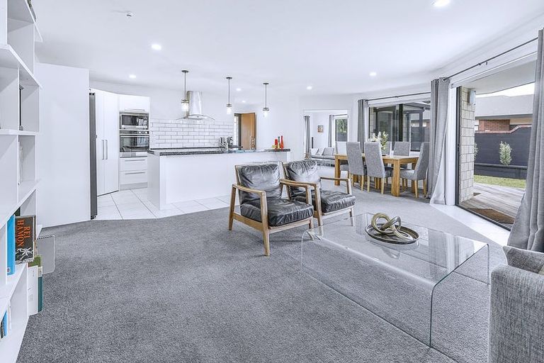 Photo of property in 18a Peachgrove Road, Hamilton East, Hamilton, 3216