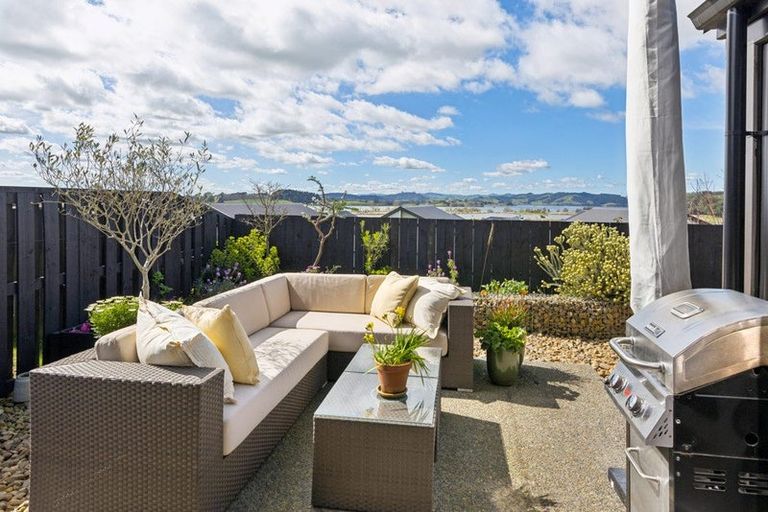 Photo of property in 32 Pourewa Street, Te Kauwhata, 3710