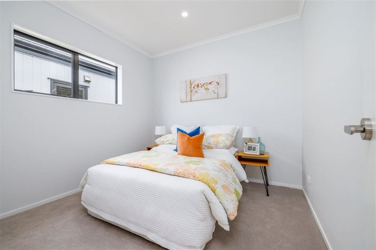 Photo of property in 32a Biokovo Street, Massey, Auckland, 0614