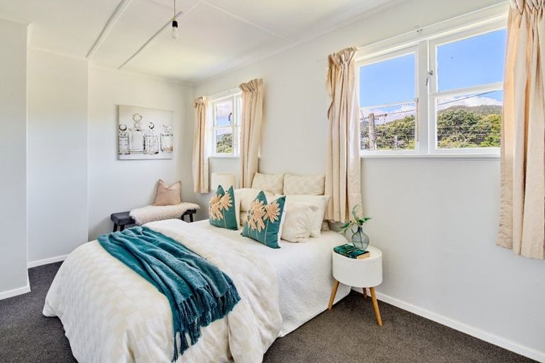 Photo of property in 125 Oxford Terrace, Epuni, Lower Hutt, 5011