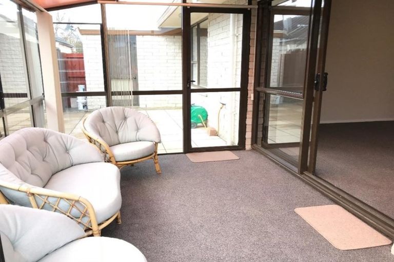 Photo of property in 2/31 Pavitt Street, Richmond, Christchurch, 8013