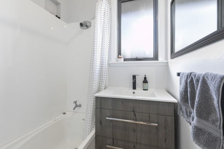 Photo of property in 13 Bristol Avenue, Brookfield, Tauranga, 3110