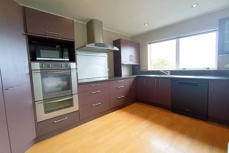 Photo of property in 17 Terrace Road, Titahi Bay, Porirua, 5022