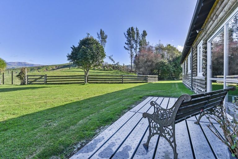 Photo of property in 81 Pohokura Road, Tutira, Napier, 4188