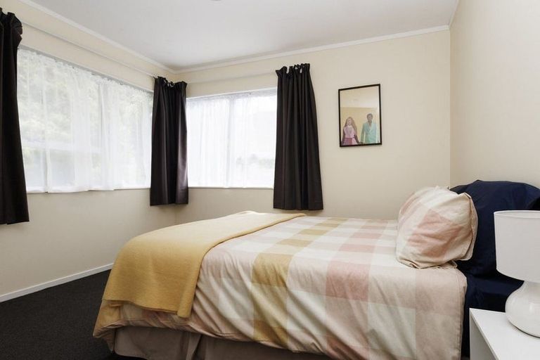 Photo of property in 69 Montgomery Avenue, Karori, Wellington, 6012
