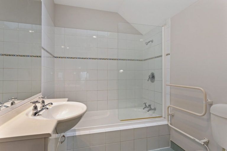 Photo of property in 2/29 Stoneyhurst Street, St Albans, Christchurch, 8014