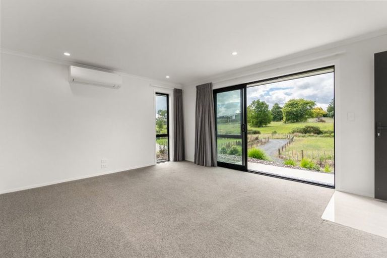 Photo of property in 52 Exeter Street, Glenview, Hamilton, 3206