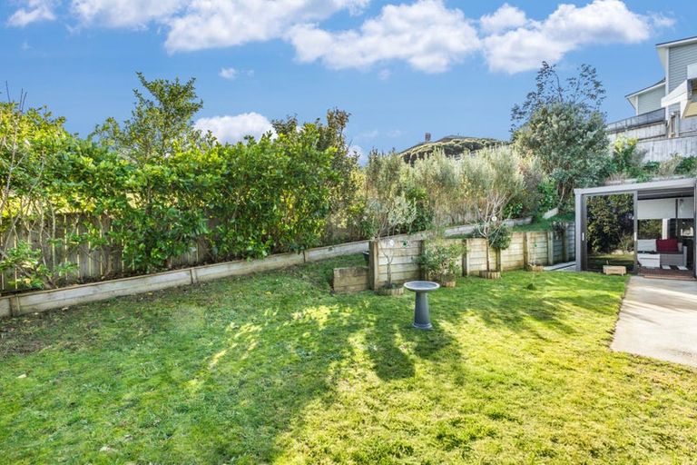 Photo of property in 62 Aotea Drive, Aotea, Porirua, 5024