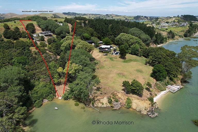 Photo of property in 530a Pahi Road, Pahi, Paparoa, 0571