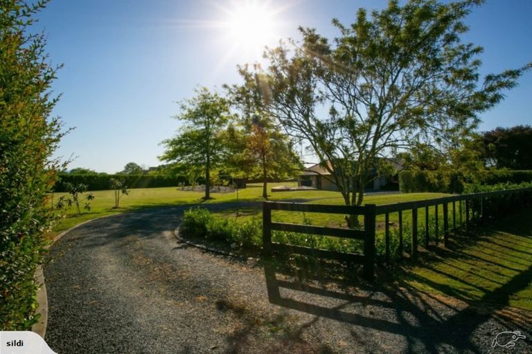 Photo of property in 100 Hooker Road, Tamahere, Hamilton, 3283