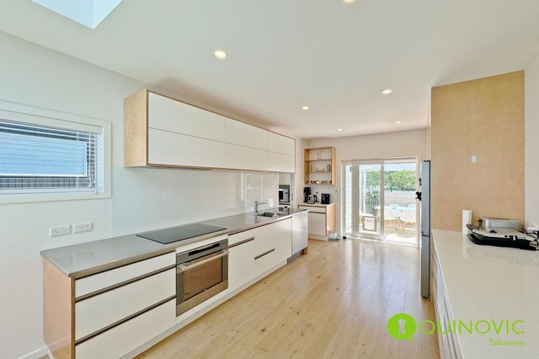 Photo of property in 26 Beach Road, Castor Bay, Auckland, 0620