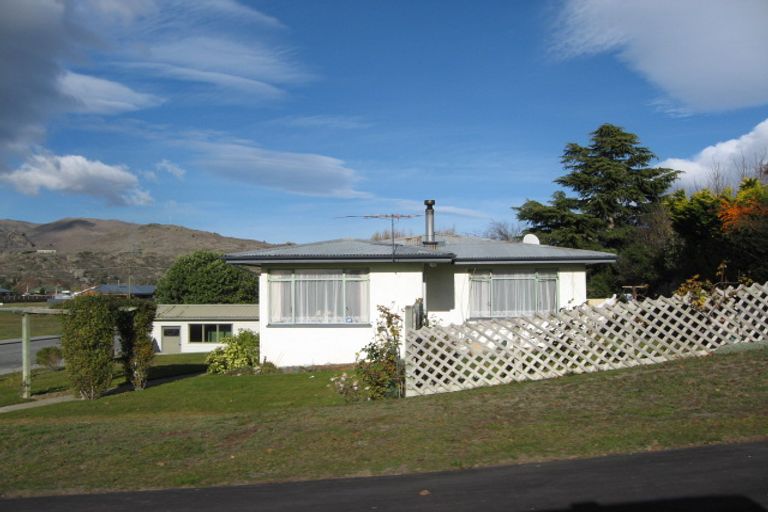 Photo of property in 54 Donegal Street, Cromwell, 9310