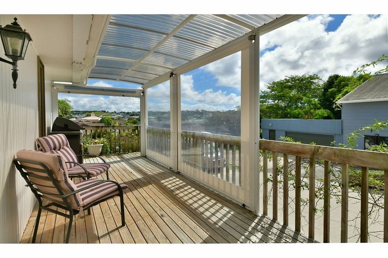Photo of property in 16 Bay Vista Drive, Red Beach, 0932