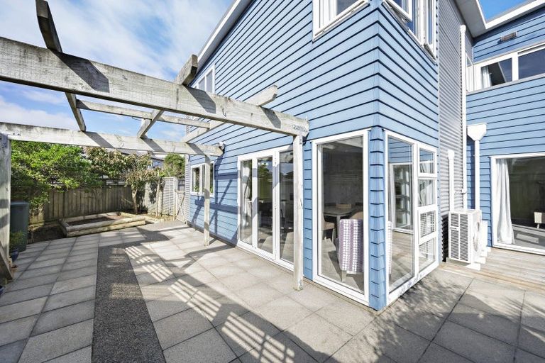 Photo of property in 21 Nether Green Crescent, Johnsonville, Wellington, 6037