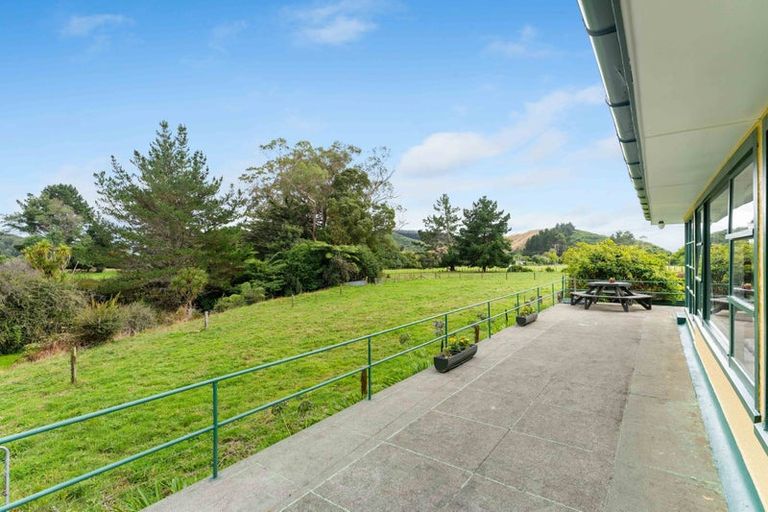 Photo of property in 332 Kuku East Road, Kuku, Levin, 5570