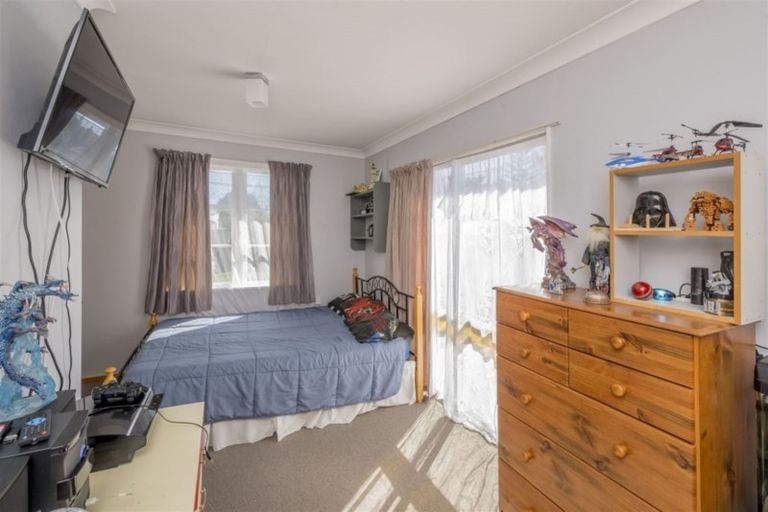 Photo of property in 5 Green Avenue, Levin, 5510