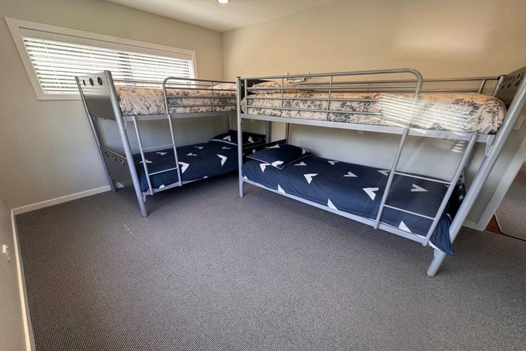 Photo of property in 29 Beach Road, Waikawa, Picton, 7220