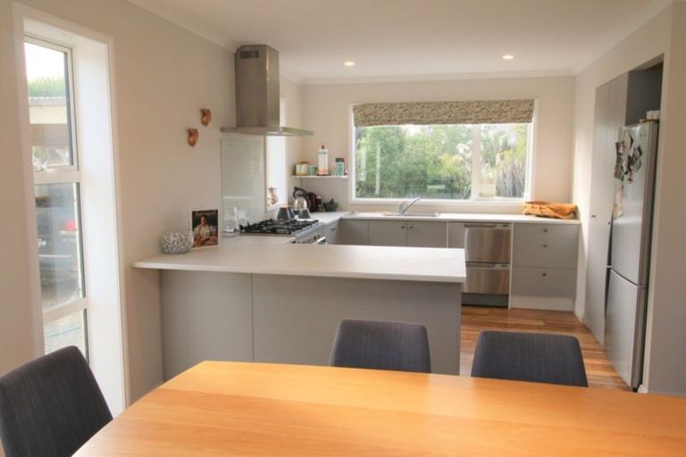 Photo of property in 2a Centre Street, Waimate, 7978