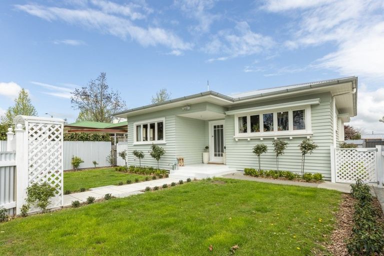 Photo of property in 103 Murdoch Road East, Akina, Hastings, 4122