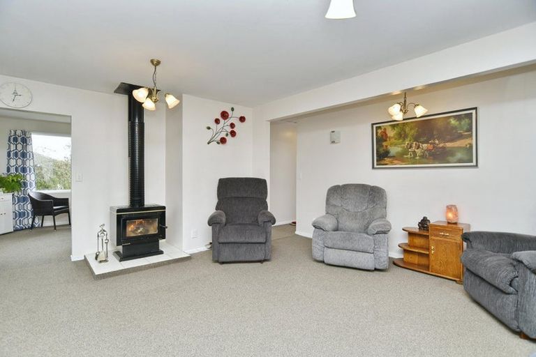 Photo of property in 10 Seadown Crescent, Amberley, 7410