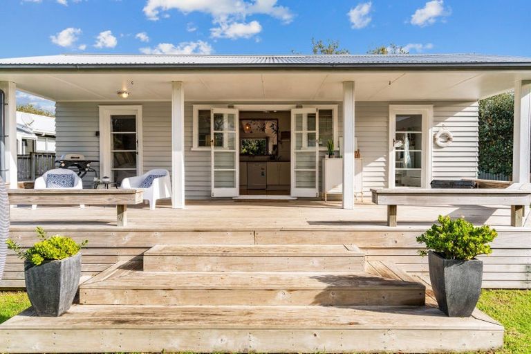 Photo of property in 11 Margaret Street, Mangawhai Heads, Mangawhai, 0505