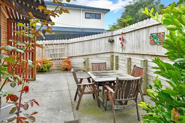 Photo of property in 7 Wairere Road, The Gardens, Auckland, 2105
