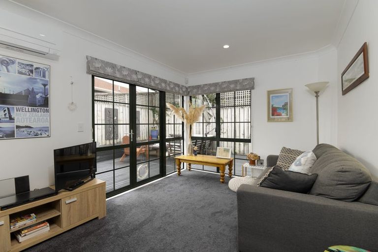 Photo of property in 80 Abilene Crescent, Churton Park, Wellington, 6037