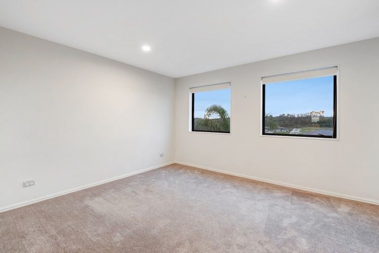 Photo of property in 241 West Hoe Heights, Orewa, 0931