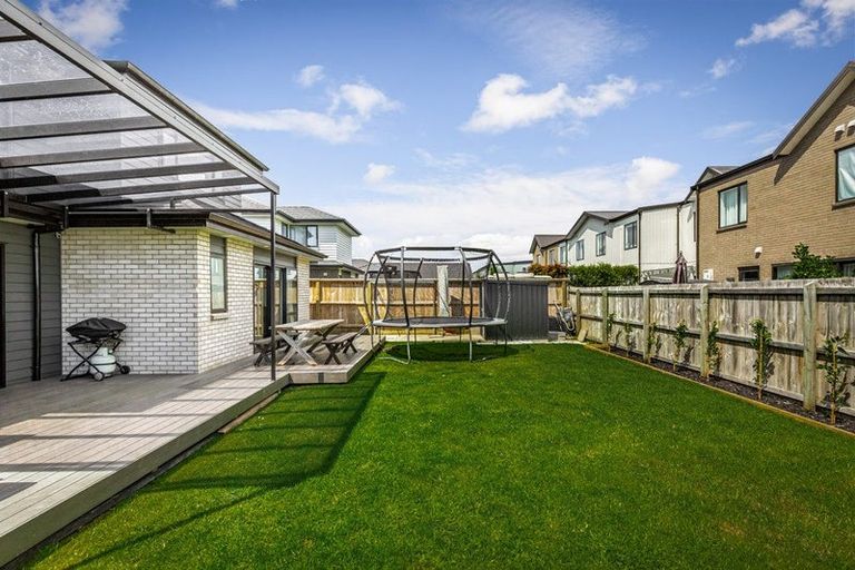 Photo of property in 4b Dale Road, Whenuapai, Auckland, 0618