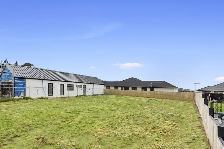 Photo of property in 35 The Meadows Drive, Flagstaff, Hamilton, 3210