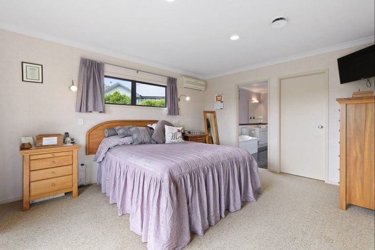 Photo of property in 15 Rowesdale Drive, Ohauiti, Tauranga, 3112