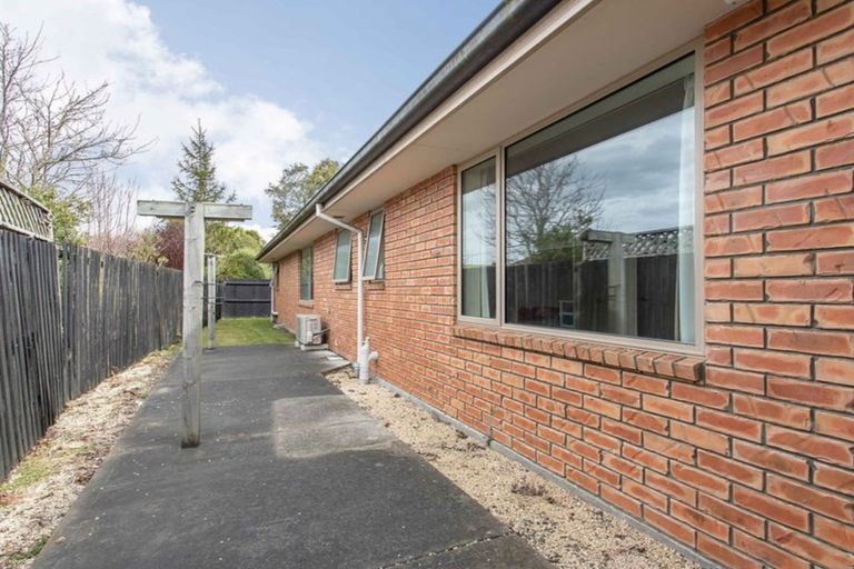 Photo of property in 43a Bourne Crescent, Papanui, Christchurch, 8053