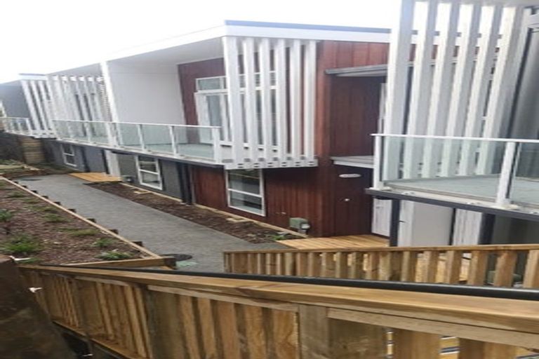 Photo of property in 16 Tai Lane, Whitby, Porirua, 5024