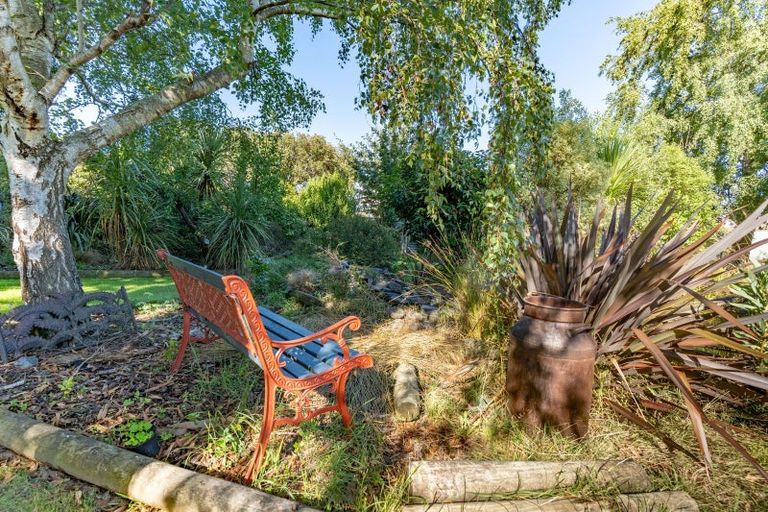 Photo of property in 12 Dixon Street, Carterton, 5713