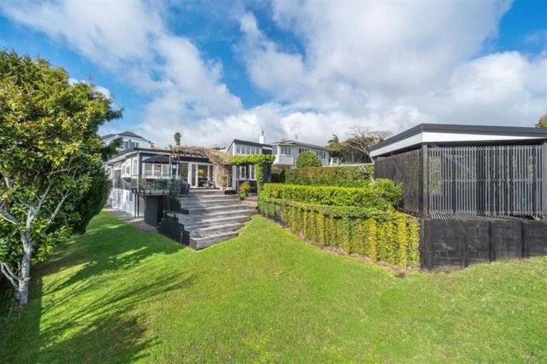 Photo of property in 1/33 Norman Road, Hauraki, Auckland, 0622