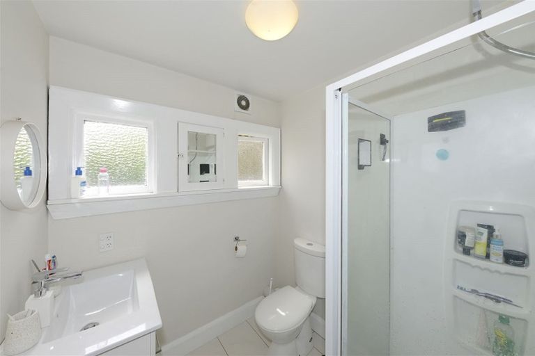 Photo of property in 34 Courtenay Street, St Albans, Christchurch, 8014