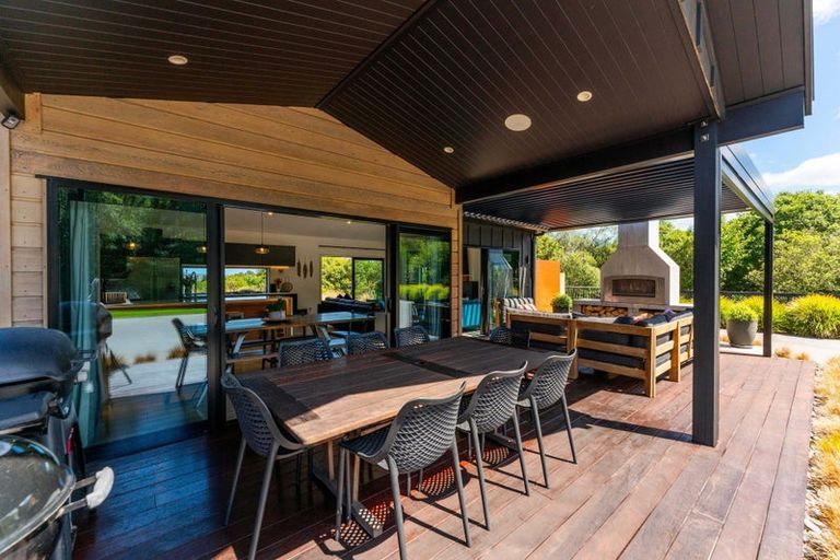 Photo of property in 40 Lacebark Drive, Kinloch, Taupo, 3377